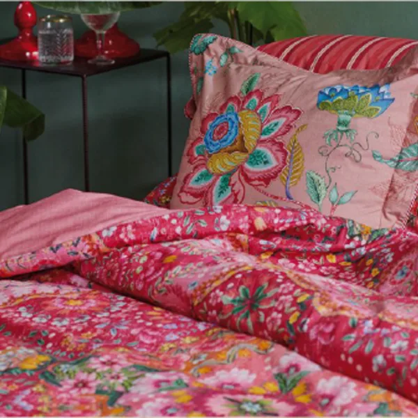 CAMA E BANHO