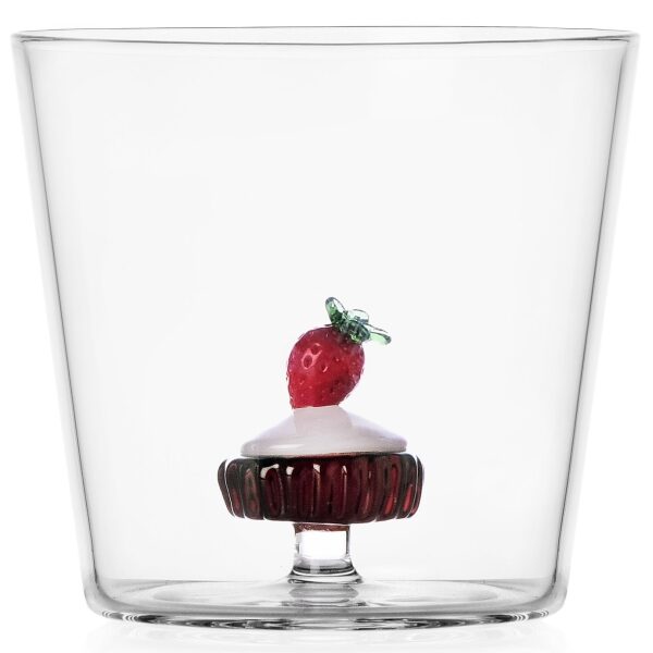 Copo Strawberry cake